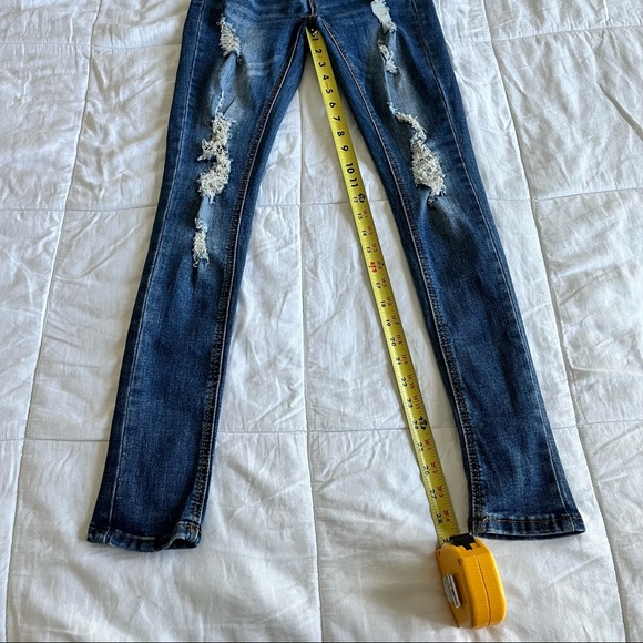 Indigo Rein Distressed Skinny Jeans. Juniors Size 0/23 Mid-Rise Full-Length. - Picture 9 of 12